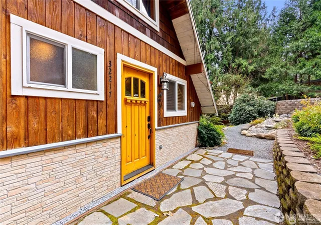 Photo 3 of Single family home for sale at 32217 Whitman Lake Dr, Graham, WA 98338 | MLS# NWM2587565 | Listing updated on 2026-10-01
