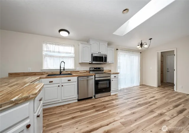 Photo 3 of Manufactured home for sale at 6350 Portal Way #22, Ferndale, WA 98248 | MLS# NWM2587568 | Listing updated on 2026-09-30
