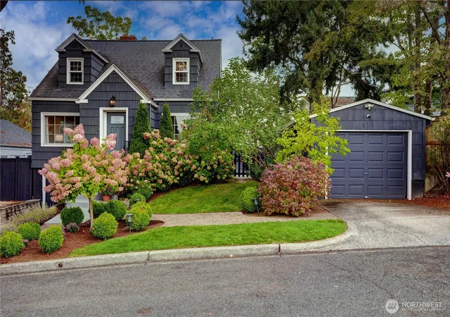 Photo 1 of Single family home for sale at 3911 N 8th Street, Tacoma, WA 98406 | MLS# NWM2587572 | Listing updated on 2026-09-30