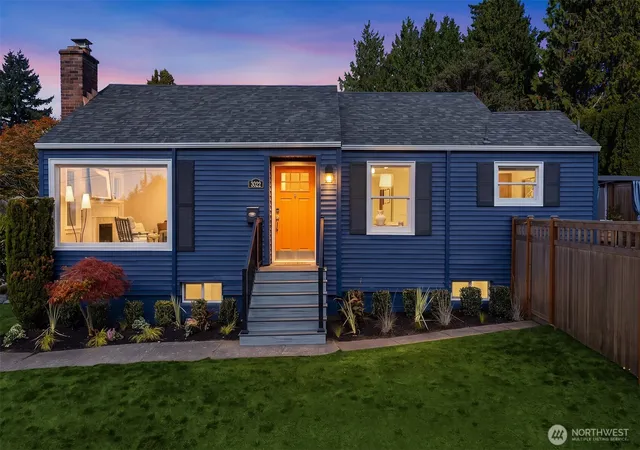 Photo 1 of Single family home for sale at 3022 W Smith St, Seattle, WA 98199 | MLS# NWM2587582 | Listing updated on 2026-10-01