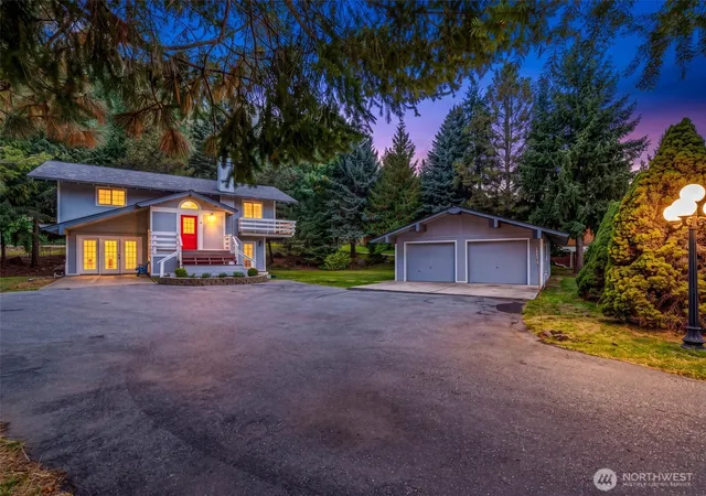Photo 2 of Single family home for sale at 9711 Dye Rd, Leavenworth, WA 98826 | MLS# NWM2587588 | Listing updated on 2026-10-01