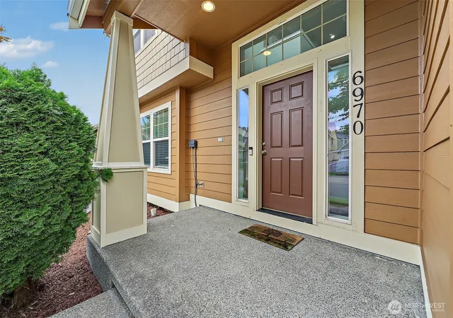 Photo 3 of Single family home for sale at 6970 Axis St Se, Lacey, WA 98513 | MLS# NWM2587590 | Listing updated on 2026-10-02