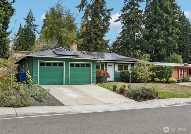 Photo 2 of Single family home for sale at 26 151st Place Ne, Bellevue, WA 98007 | MLS# NWM2587598 | Listing updated on 2026-10-02