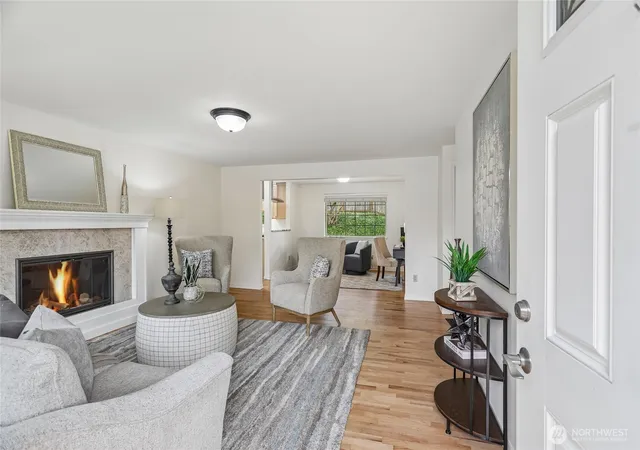 Photo 3 of Single family home for sale at 26 151st Place Ne, Bellevue, WA 98007 | MLS# NWM2587598 | Listing updated on 2026-10-02