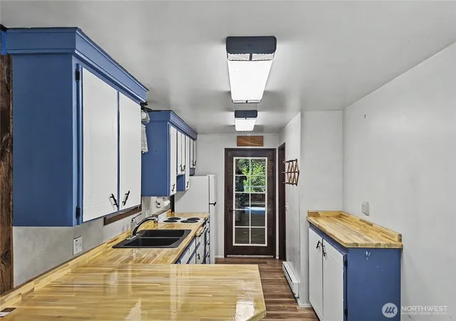 Photo 2 of Single family home for sale at 121 Bay View Ave, Brinnon, WA 98320 | MLS# NWM2587600 | Listing updated on 2026-09-27