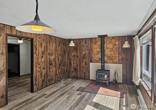 Photo 4 of Single family home for sale at 121 Bay View Ave, Brinnon, WA 98320 | MLS# NWM2587600 | Listing updated on 2026-09-27