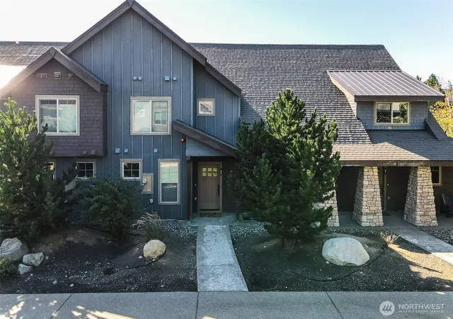 Photo 1 of Townhouse for sale at 65 Big Hl Dr, Cle Elum, WA 98922 | MLS# NWM2587619 | Listing updated on 2026-10-01