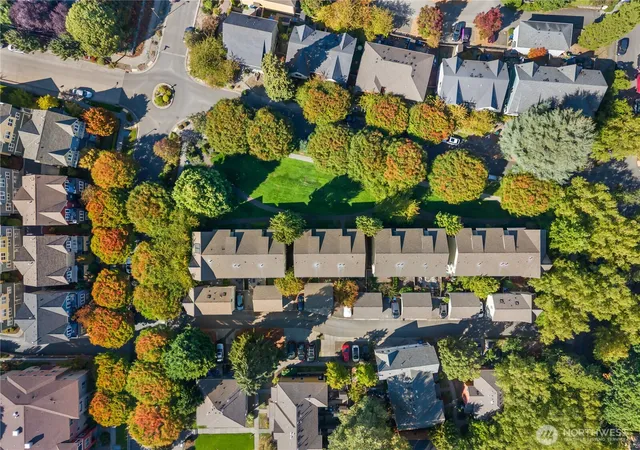Photo 3 of Townhouse for sale at 3133 SW Raymond St, Seattle, WA 98126 | MLS# NWM2587621 | Listing updated on 2026-09-26