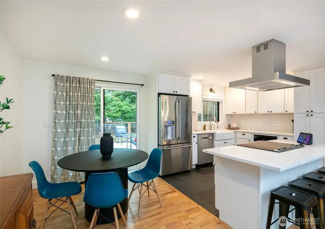 Photo 3 of Single family home for sale at 18910 71st Avenue Ne, Kenmore, WA 98028 | MLS# NWM2587623 | Listing updated on 2026-10-26