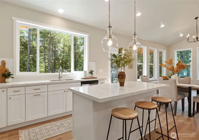 Photo 4 of Single family home for sale at 50 E Blackberry Ln, Union, WA 98592 | MLS# NWM2587625 | Listing updated on 2026-09-26