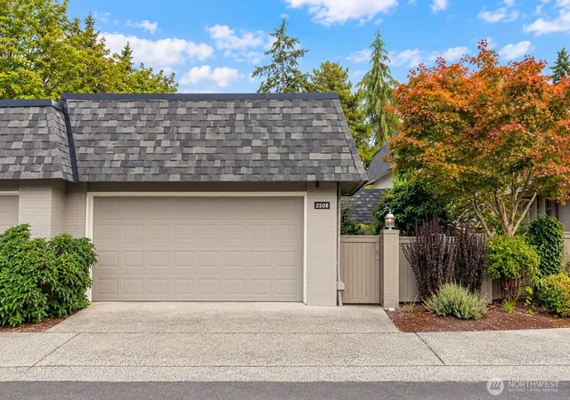 Photo 1 of Townhouse for sale at 2508 175th Avenue Ne, Redmond, WA 98052 | MLS# NWM2587634 | Listing updated on 2026-10-02