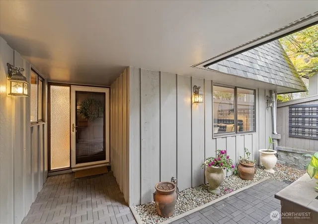 Photo 3 of Townhouse for sale at 2508 175th Avenue Ne, Redmond, WA 98052 | MLS# NWM2587634 | Listing updated on 2026-10-02