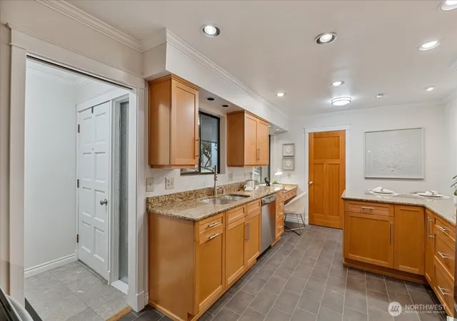 Photo 3 of Townhouse for sale at 2508 175th Avenue NE, Redmond, WA 98052 | MLS# NWM2587634 | Listing updated on 2026-10-02