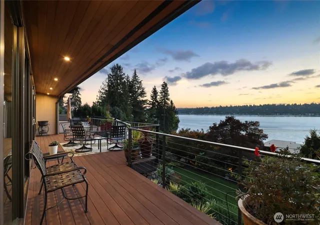 Photo 3 of Single family home for sale at 13210 Holmes Point Dr Ne, Kirkland, WA 98034 | MLS# NWM2587638 | Listing updated on 2026-10-01