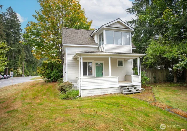 Photo 2 of Single family home for sale at 4540 Cable St, Bellingham, WA 98229 | MLS# NWM2587655 | Listing updated on 2026-09-26