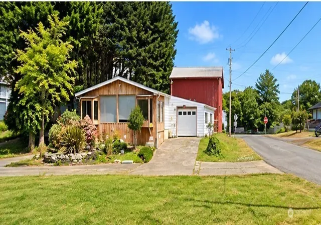 Photo 3 of Manufactured home for sale at 1384 Vista Ridge Dr, Grayland, WA 98547 | MLS# NWM2587660 | Listing updated on 2026-09-30