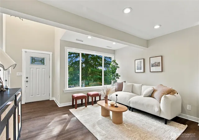 Photo 2 of Single family home for sale at 12613 93rd Place Ne, Kirkland, WA 98034 | MLS# NWM2587664 | Listing updated on 2026-09-27