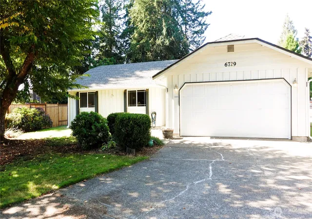 Photo 1 of Single family home for sale at 6729 Bel Mor Ct Sw, Tumwater, WA 98512 | MLS# NWM2587665 | Listing updated on 2026-10-09