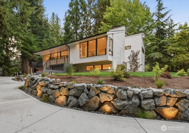 Photo 2 of Single family home for sale at 836 Nw Richmond Beach Rd, Shoreline, WA 98177 | MLS# NWM2587666 | Listing updated on 2026-09-26