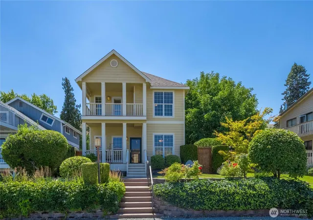 Photo 1 of Single family home for sale at 2109 W Terrace Ave, Chelan, WA 98816 | MLS# NWM2587671 | Listing updated on 2026-09-26
