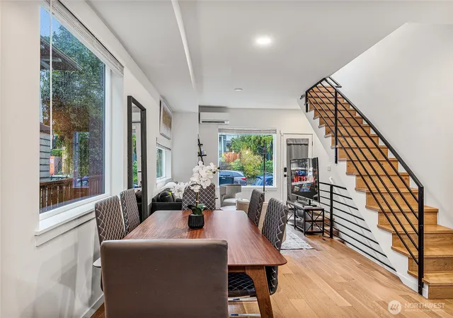 Photo 3 of Townhouse for sale at 5240 Brooklyn Ave Ne #A, Seattle, WA 98105 | MLS# NWM2587673 | Listing updated on 2026-09-28