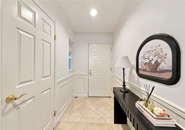 Photo 3 of Condo for sale at 410 2nd Avenue S #109, Kirkland, WA 98033 | MLS# NWM2587679 | Listing updated on 2026-10-26