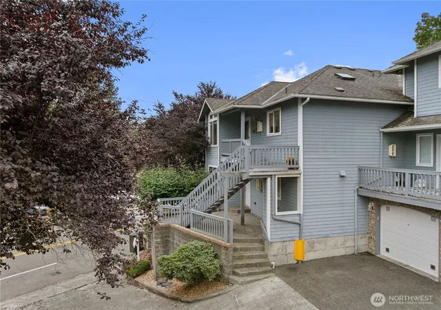 Photo 3 of Townhouse for sale at 2210 Grade Rd #2, Lake Stevens, WA 98258 | MLS# NWM2587689 | Listing updated on 2026-10-03