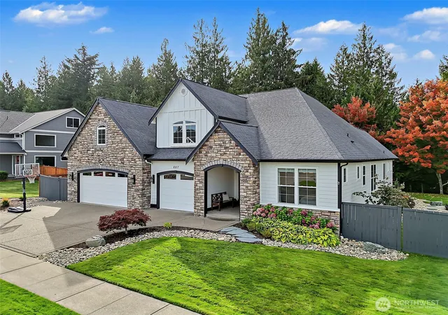 Photo 2 of Sale Pending at 867 Spaulding Cir, Buckley, WA 98321 | MLS# NWM2587691 | Listing updated on 2026-10-02