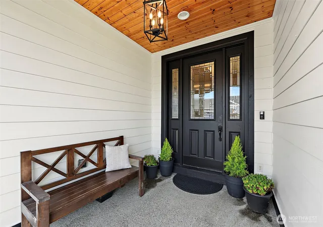 Photo 4 of Sale Pending at 867 Spaulding Cir, Buckley, WA 98321 | MLS# NWM2587691 | Listing updated on 2026-10-02