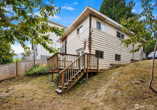 Photo 3 of Land for sale at 440 26th Avenue E, Seattle, WA 98112 | MLS# NWM2587694 | Listing updated on 2026-09-28