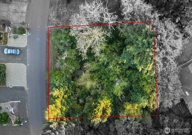 Photo 3 of Sale Pending at 639 Island Cir SE, Ocean Shores, WA 98569 | MLS# NWM2587698 | Listing updated on 2026-09-28