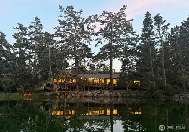 Photo 2 of Sale Pending at 150 Marina Ln, Friday Harbor, WA 98250 | MLS# NWM2587700 | Listing updated on 2026-10-15