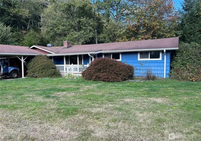 Photo 1 of Single family home for sale at 898 Main Ave, Morton, WA 98356 | MLS# NWM2587701 | Listing updated on 2026-10-01