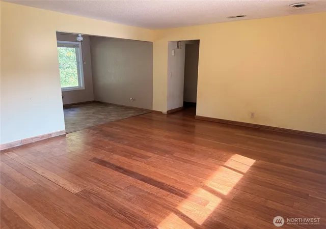 Photo 3 of Single family home for sale at 898 Main Ave, Morton, WA 98356 | MLS# NWM2587701 | Listing updated on 2026-10-01