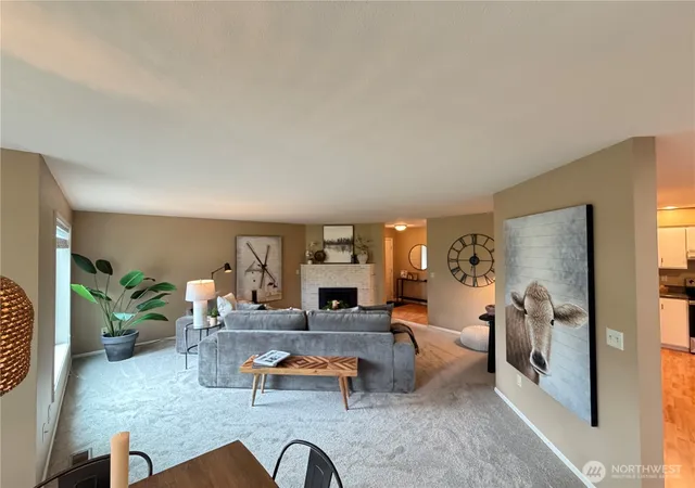 Photo 4 of Sale Pending at 6812 Golf View Dr #B, Lynden, WA 98264 | MLS# NWM2587702 | Listing updated on 2026-09-28