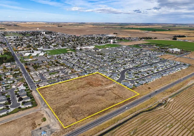 Photo 3 of Land for sale at 1295 S 7th Avenue, Othello, WA 99344 | MLS# NWM2587703 | Listing updated on 2026-10-16