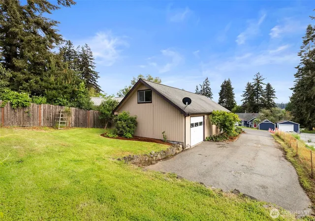 Photo 2 of Single family home for sale at 11040 Ne Maine St, Kingston, WA 98346 | MLS# NWM2587705 | Listing updated on 2026-10-01