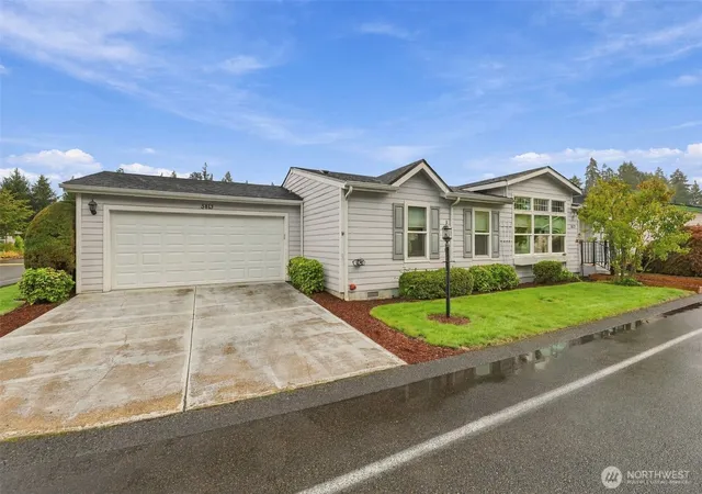 Photo 3 of Manufactured home for sale at 5813 163rd Street Ct E #62, Puyallup, WA 98375 | MLS# NWM2587709 | Listing updated on 2026-09-26