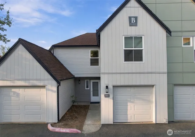 Photo 1 of Townhouse for sale at 6704 S 239th Place #B102, Kent, WA 98032 | MLS# NWM2587713 | Listing updated on 2026-09-26