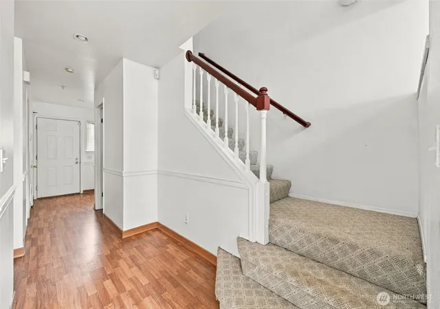 Photo 3 of Townhouse for sale at 6704 S 239th Place #B102, Kent, WA 98032 | MLS# NWM2587713 | Listing updated on 2026-09-26
