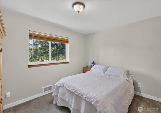 Photo 4 of Single family home for sale at 351 Hawk Hvn Rd, Cle Elum, WA 98922 | MLS# NWM2587725 | Listing updated on 2026-10-01