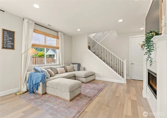 Photo 3 of Single family home for sale at 15615 Washington St, Sumner, WA 98390 | MLS# NWM2587747 | Listing updated on 2026-09-30