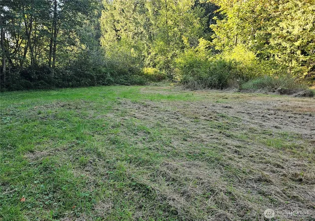 Photo 3 of Manufactured home for sale at 26209 156th Street E, Buckley, WA 98321 | MLS# NWM2587761 | Listing updated on 2026-09-30