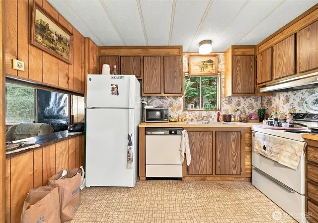 Photo 4 of Manufactured home for sale at 26209 156th Street E, Buckley, WA 98321 | MLS# NWM2587761 | Listing updated on 2026-09-30