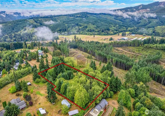 Photo 2 of Land for sale at 176 Flyaway Rd, Castle Rock, WA 98611 | MLS# NWM2587764 | Listing updated on 2026-10-01