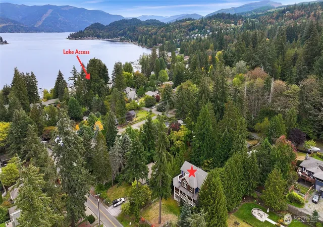 Photo 3 of Single family home for sale at 4618 Lakeway Dr, Bellingham, WA 98229 | MLS# NWM2587768 | Listing updated on 2026-10-01