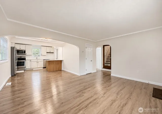 Photo 4 of Single family home for sale at 4314 E C St, Tacoma, WA 98404 | MLS# NWM2587776 | Listing updated on 2026-10-01