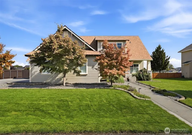 Photo 1 of Single family home for sale at 913 Christopher Ln, Pasco, WA 99301 | MLS# NWM2587777 | Listing updated on 2026-10-06