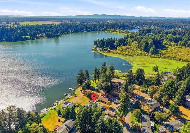 Photo 3 of Sale Pending at 5727 Henslin Dr Se, Olympia, WA 98513 | MLS# NWM2587781 | Listing updated on 2026-09-30