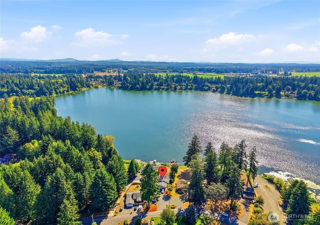 Photo 3 of Sale Pending at 5727 Henslin Dr SE, Olympia, WA 98513 | MLS# NWM2587781 | Listing updated on 2026-09-30